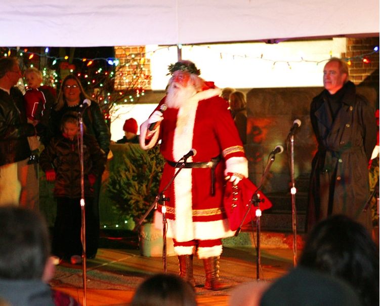 Birmingham Tree Lighting Photo Gallery